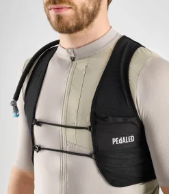 Hydrovest Black
