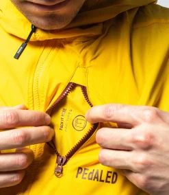 Packable Jacket Saffron Yellow