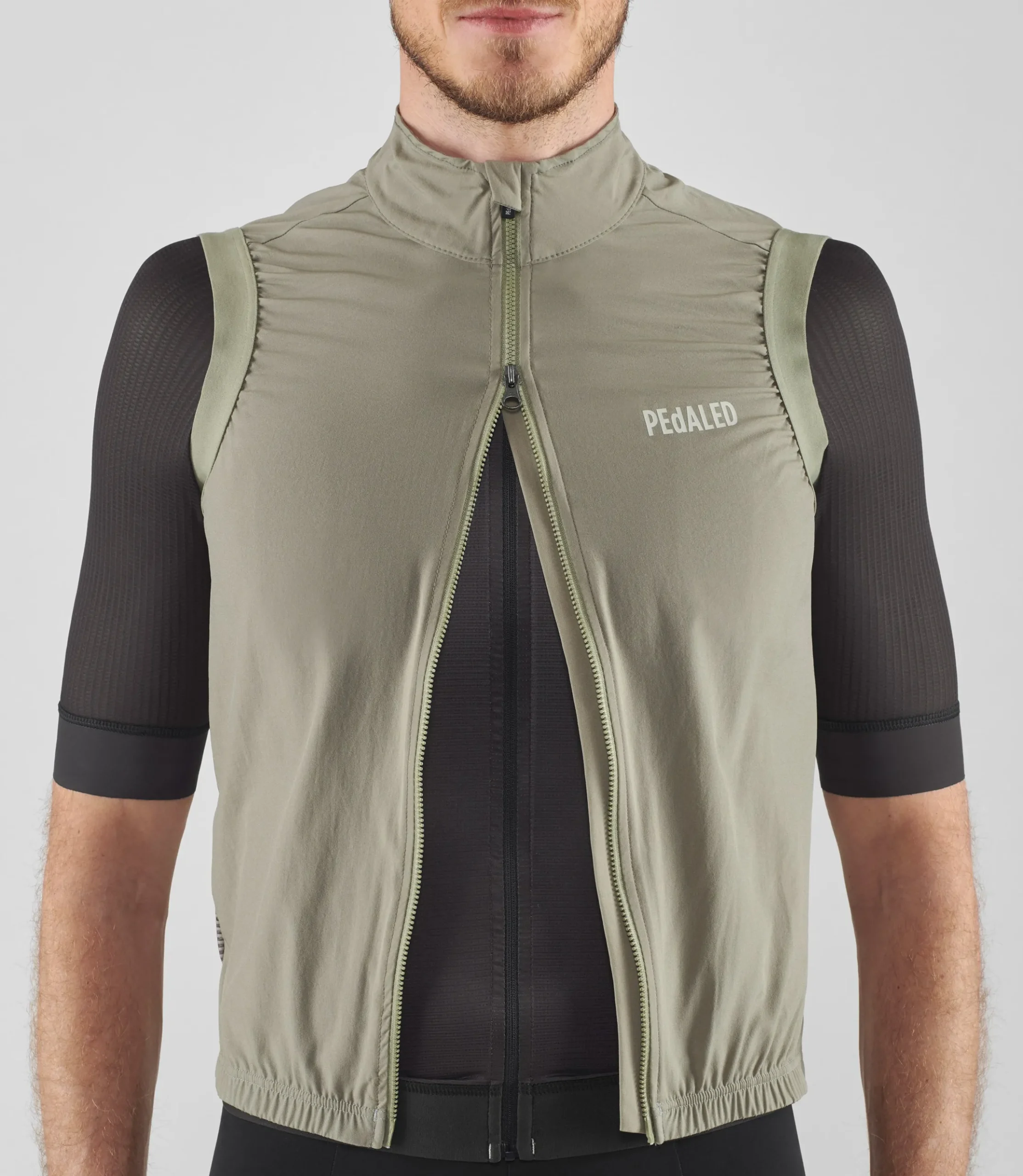 Windproof Vest Sage