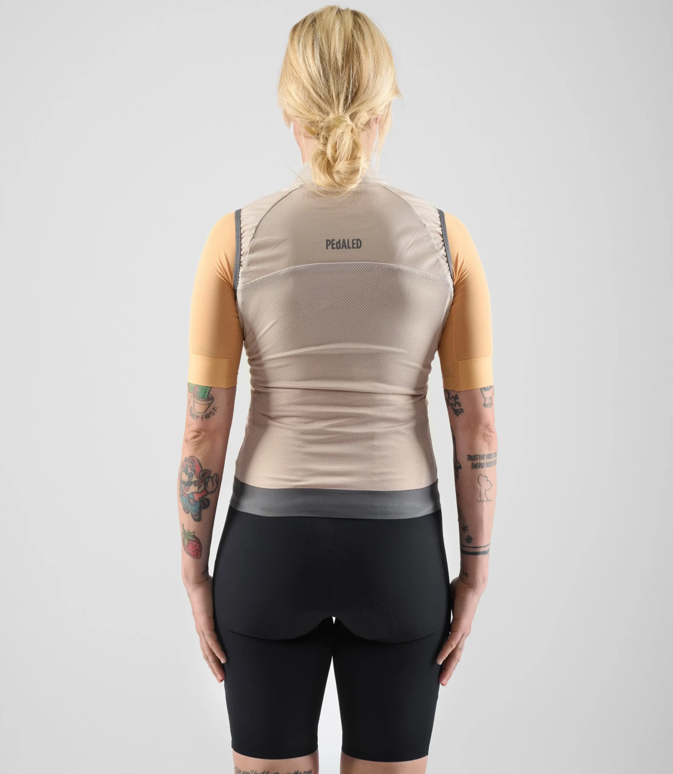Women's Airtastic™ Windproof Vest Beige