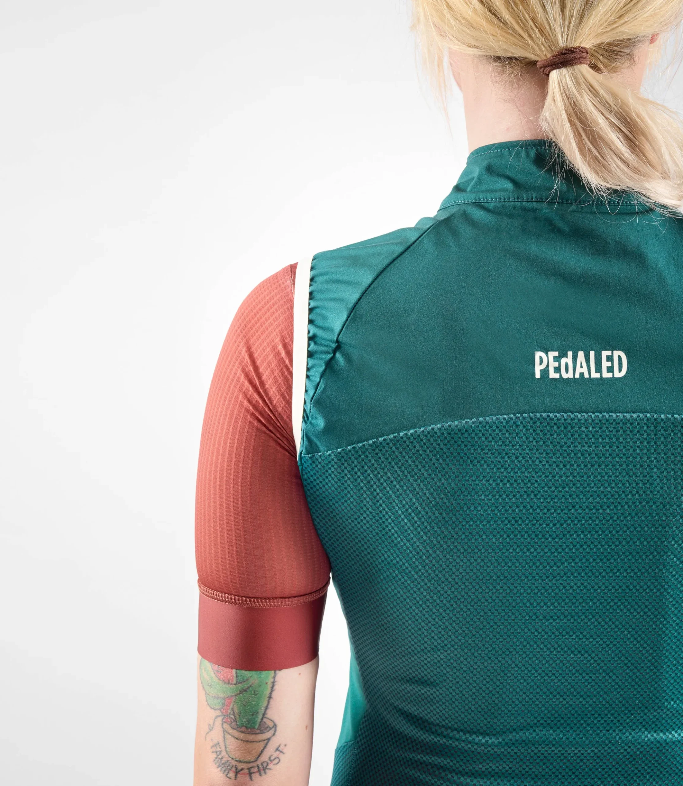 Women's Airtastic™ Windproof Vest Teal